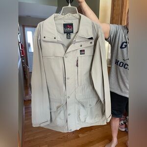 Vintage L.L. Bean Men's Tan Outdoor Jacket